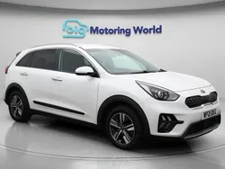 White Used 2021 Kia Niro 2 SUV | £14,200 (Fair price)