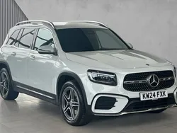 Mercedes GLB220