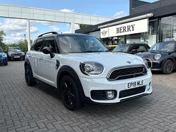 White Used 2019 Mini Cooper S Countryman Exclusive SUV | £22,490 (Fair price)
