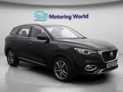 Black Used 2022 MG HS Exclusive SUV | £12,023 (Fair price)