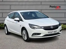 White Used 2017 Vauxhall Astra Elite Hatchback | £6,668 (Fair price)