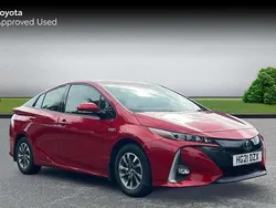 Red Used 2020 Toyota Prius Hatchback | £21,717 (Good price)