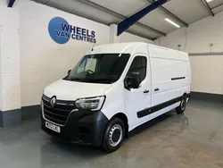 White Used 2022 Renault Master Business Van | £16,290 (Good price)
