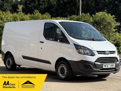 White Used 2017 Ford Transit Custom | £9,490 (Good price)