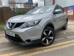 Silver Used 2016 Nissan Qashqai N-Connecta SUV | £6,995 (Fair price)