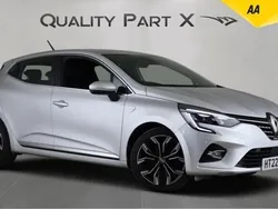 Silver Used 2022 Renault Clio V SE Hatchback | £11,375 (Fair price)