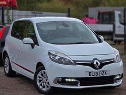 White Used 2016 Renault Scénic III Dynamique MPV | £3,995 (Good price)