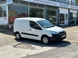 White Used 2016 Peugeot Partner MPV | £5,495