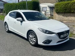 White Used 2015 Mazda 3 Hatchback | £4,990 (Fair price)