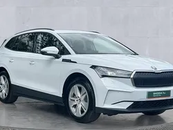 White New 2025 Skoda Enyaq iV SUV | £26,150 (Fair price)