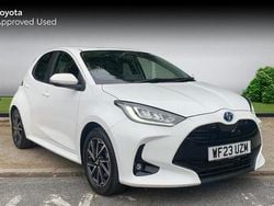White Used 2023 Toyota Yaris Hybrid Design Hatchback | £18,190 (Super price)