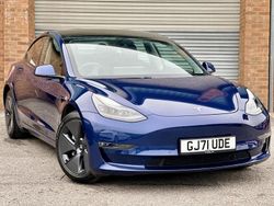 Blue Used 2021 Tesla Model 3 Long Range AWD Sedan | £19,495 (Fair price)