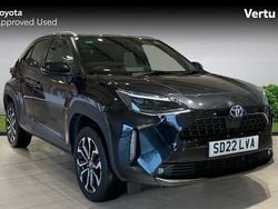 Used 2025 Toyota Yaris Hybrid Design Estate | £19,438 (Super price)