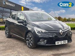 Black Used 2021 Renault Clio V SE Hatchback | £11,995 (A bit pricey)