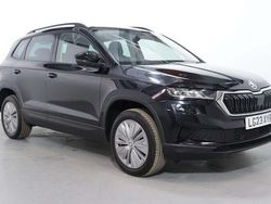 Used 2025 Skoda Karoq SE Drive SUV | £20,800 (Super price)