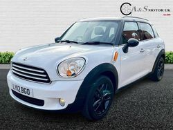 White Used 2012 Mini Cooper D Countryman SUV | £5,450 (Fair price)
