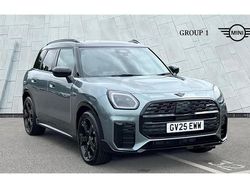 Green New 2025 Mini Countryman Sport SUV | £34,875 (Fair price)