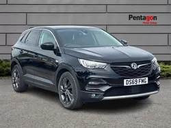 Black Used 2019 Vauxhall Grandland X SRi SUV | £10,950 (Fair price)