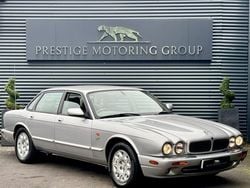 Silver Used 2001 Jaguar XJ8 Executive Sedan | £2,500