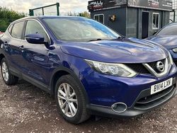 Blue Used 2014 Nissan Qashqai Acenta Premium SUV | £3,950 (Good price)