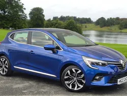 Blue Used 2021 Renault Clio V SE Hatchback | £13,020 (A bit pricey)