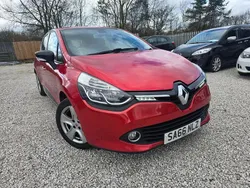 Red Used 2016 Renault Clio IV Dynamique Hatchback | £3,695 (Good price)