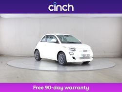 White Used 2022 Fiat 500e Icon Hatchback | £11,349 (Fair price)