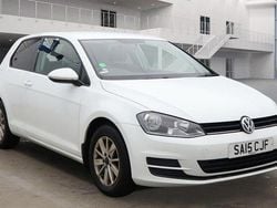 White Used 2015 VW Golf VII S Hatchback | £6,295 (Good price)