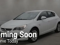 White Used 2014 Vauxhall Astra Elite Hatchback | £3,795 (Fair price)