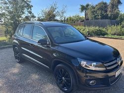 Black Used 2014 VW Tiguan Match SUV | £7,791 (Fair price)