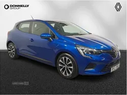 Iron blue Used 2022 Renault Clio V Iconic Hatchback | £11,785 (Fair price)