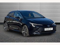 Black Used 2025 Toyota Corolla Design Hatchback | £25,101 (A bit pricey)