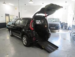 Black Used 2018 Kia Soul SUV | £19,999