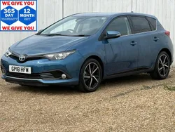 Blue Used 2018 Toyota Auris Hybrid Design Hatchback | £13,999 (Fair price)