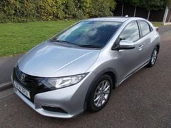 Silver Used 2014 Honda Civic S Hatchback | £4,490 (Good price)