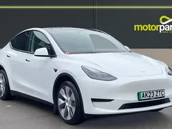 White Used 2023 Tesla Model Y SUV | £24,500 (Fair price)