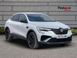 White Used 2024 Renault Arkana Esprit Alpine SUV | £19,995 (Fair price)