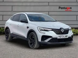 White Used 2024 Renault Arkana Esprit Alpine SUV | £19,995 (Fair price)