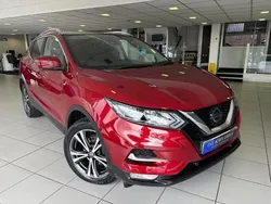 Red Used 2019 Nissan Qashqai N-Connecta SUV | £11,999 (Good price)