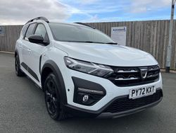 White Used 2023 Dacia Jogger Extreme MPV | £15,190 (Fair price)