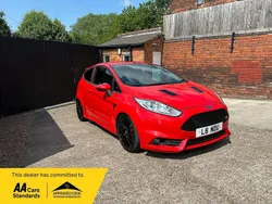 Red Used 2014 Ford Fiesta ST Hatchback | £5,990 (Fair price)