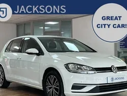 White Used 2018 VW Golf VII SE Hatchback | £10,600 (Fair price)