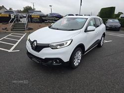 White Used 2017 Renault Kadjar Dynamique SUV | £11,750 (A bit pricey)