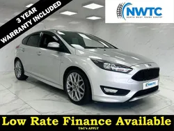 Silver Used 2016 Ford Focus ST-Line Hatchback | £8,395 (Fair price)
