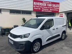 White Used 2020 Peugeot Partner MPV | £7,995 (Fair price)