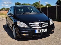 Black Used 2010 Mercedes B160 MPV | £4,500 (Fair price)