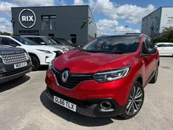 Red Used 2017 Renault Kadjar Signature SUV | £8,650 (Fair price)