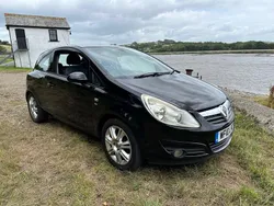 Black Used 2010 Vauxhall Corsa Hatchback | £2,500 (Expensive)