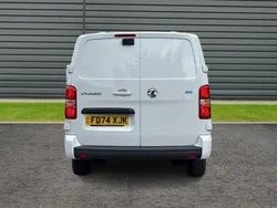 White Used 2024 Vauxhall Vivaro S Van | £22,999 (Expensive)
