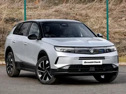 Two coat metallic crystal silver New 2025 Vauxhall Grandland X SUV | £28,998 (Good price)
